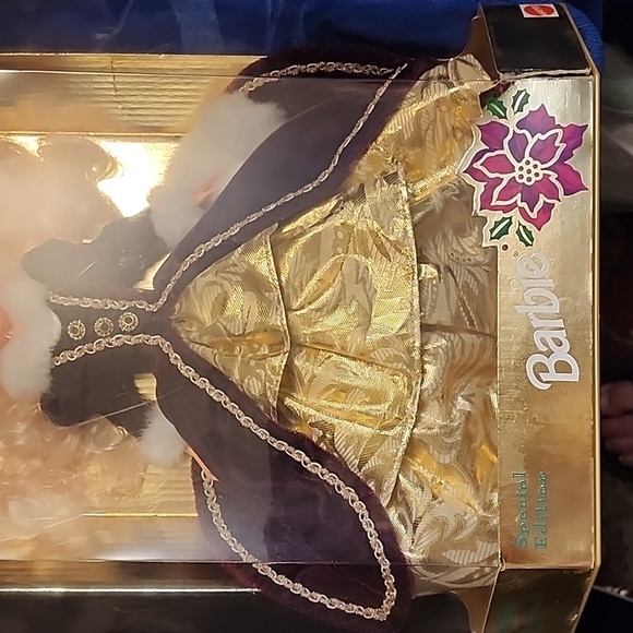 1996 Mattel holiday barbie - Picture 2 of 4